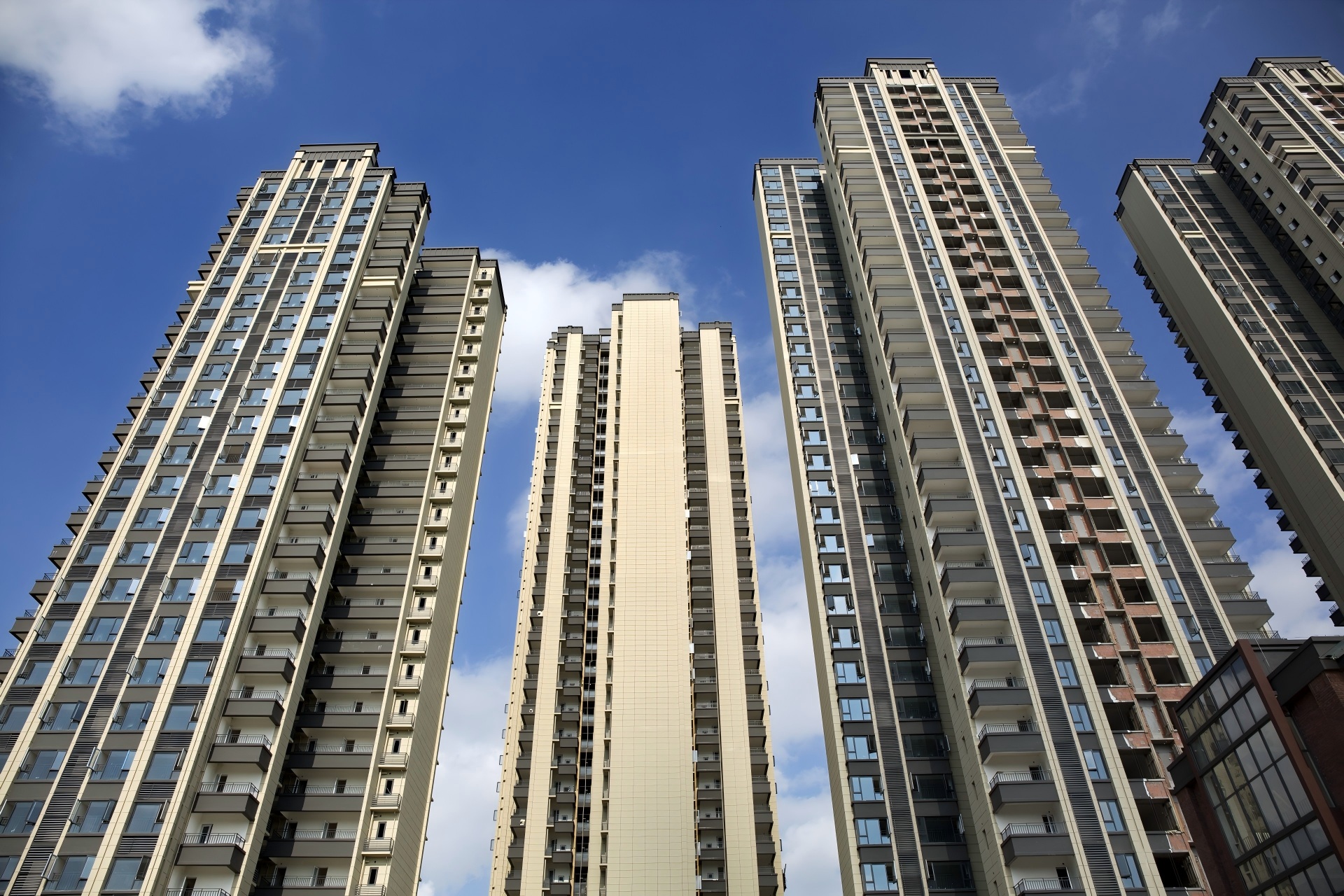 首创娇子1号门窗工程