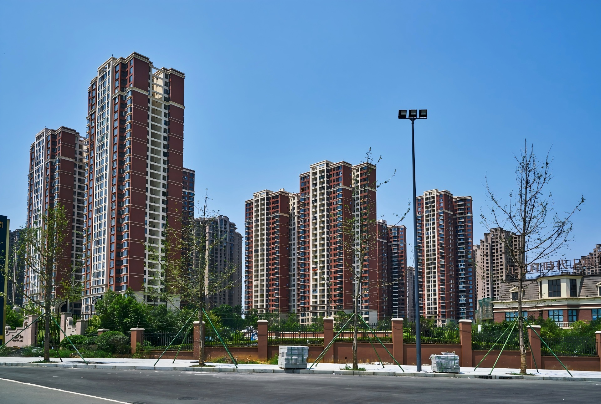 九龙仓时代上城门窗工程